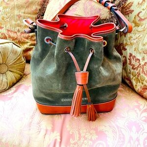 Mint condition Dooney & Bourke bag